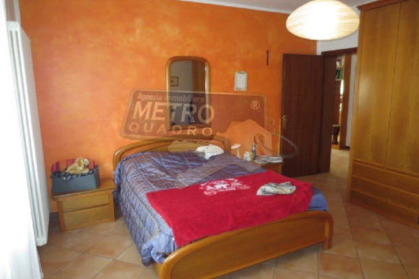 camera matriminiale - UNIFAM. AFFIANCATA THIENE (VI) NORD 